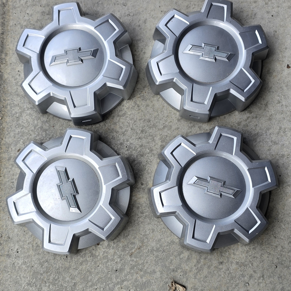 Chevrolet Silver Wheel Center Caps